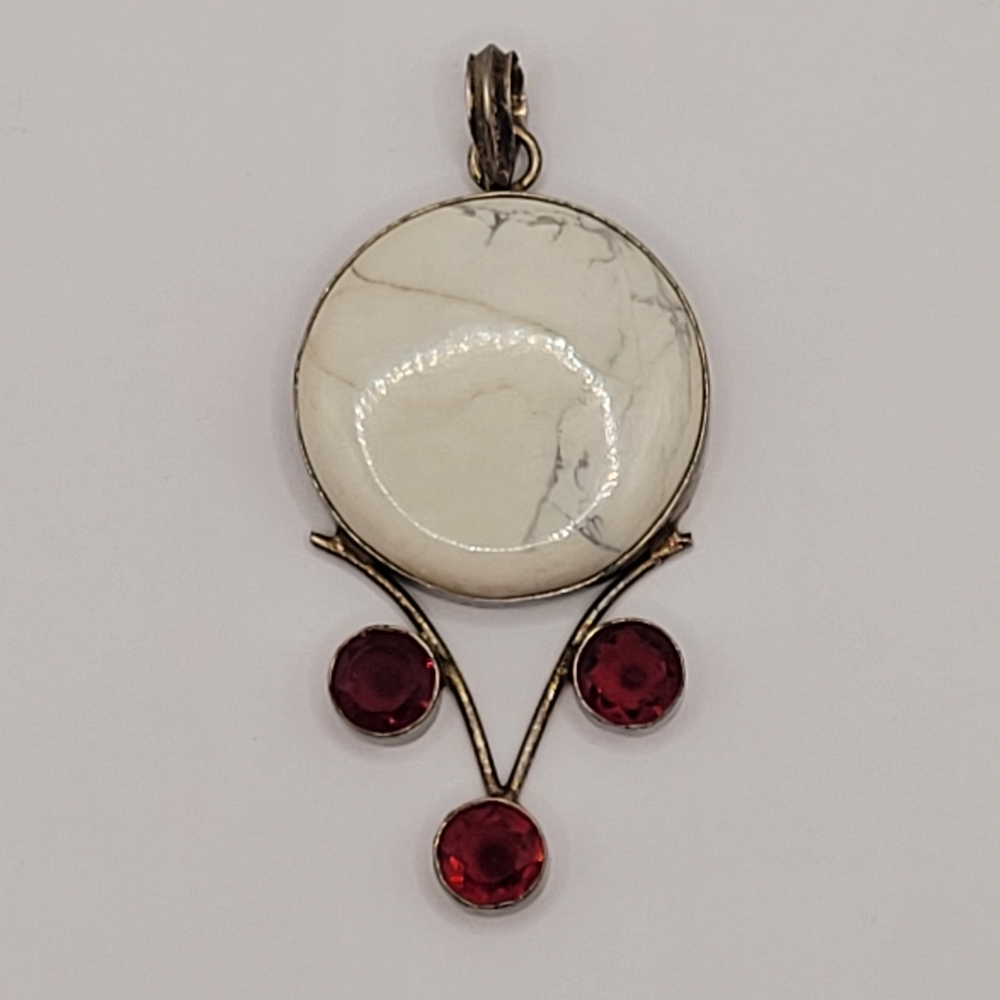Vintage Handcrafted White Marble Red Garnet 925 Sterling Silver Art Deco Pendant